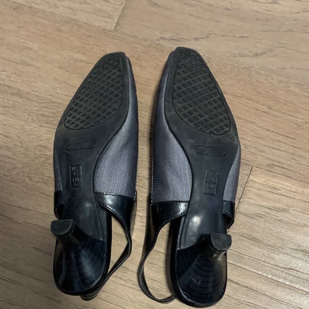 AEROSOLES Charcoal Gray Slingback Kitten Heels Size 8 - Picture 7 of 8